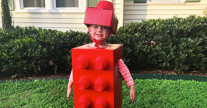 Adorable & Simple DIY Blocks Costume